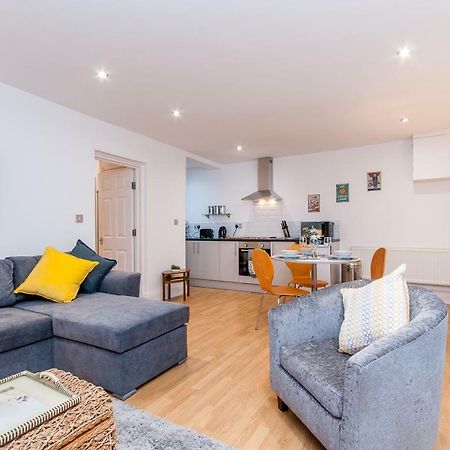 5 Minutes To The Beach! Apartman Margate Kültér fotó